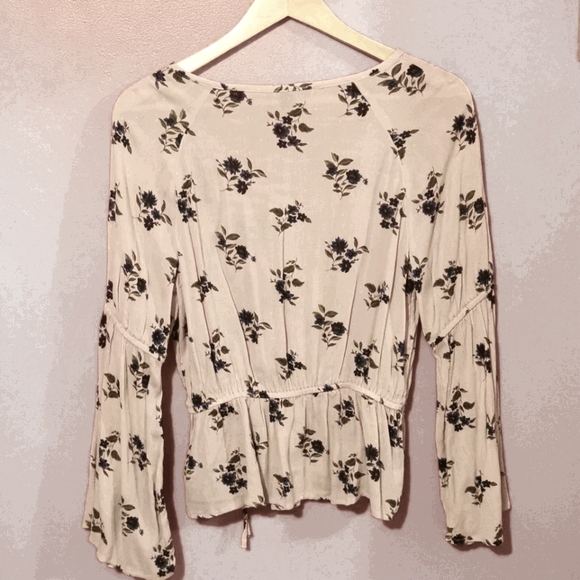 Blouse - Picture 3 of 4